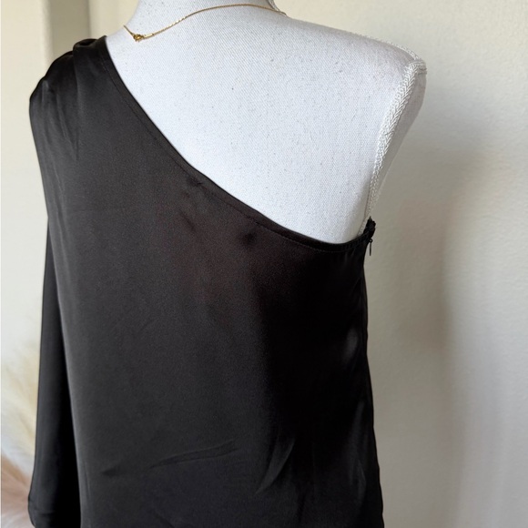NWT Dress Day - Elegant Black One-Shoulder Dress - Picture 5 of 15